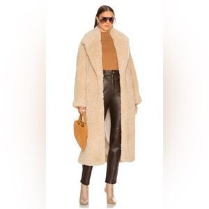 Ronny KoboTeddy Coat